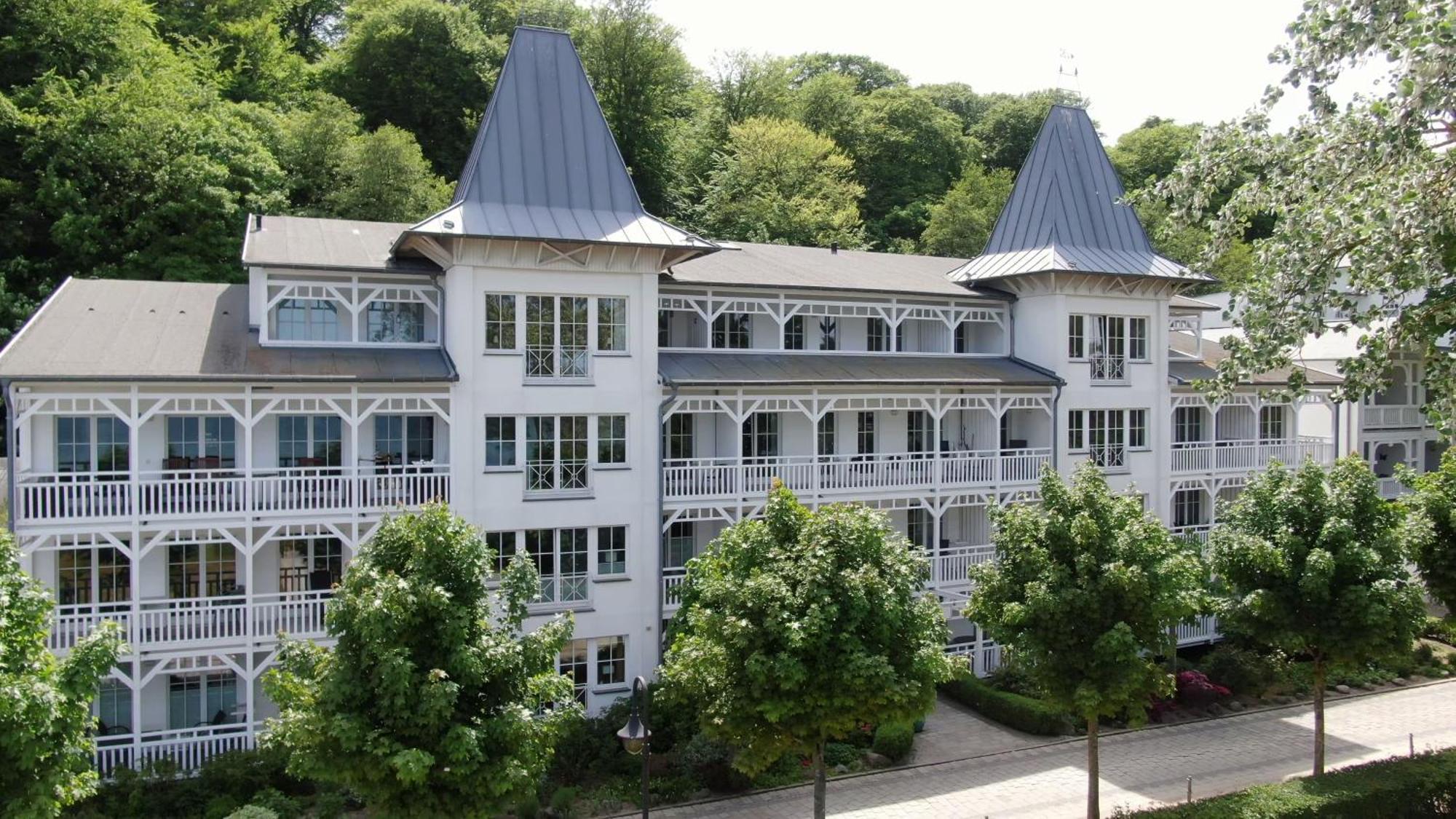4 Im Seeschloss - Mit Meerblick